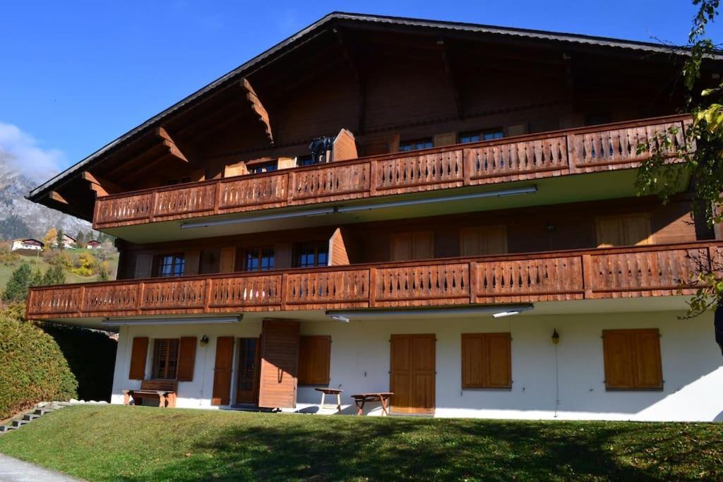 Cozy Apartment In The Heart Of The Alps Chateau-d'Oex Zewnętrze zdjęcie